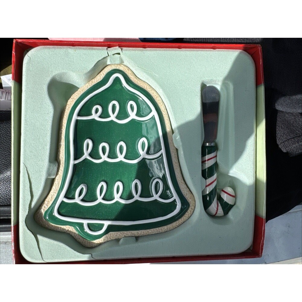 Fitz and Floyd Santa's Kitchen Bell Shaped Snack Plate and Candy Cane Spreader